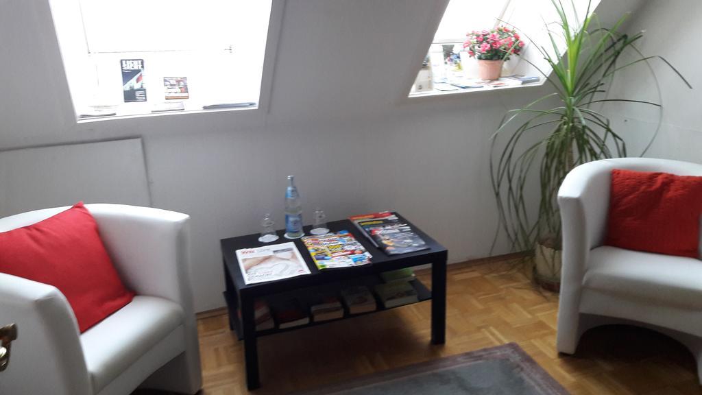 Gasthof Altes Farmhaus Und Apartment Линен Номер фото