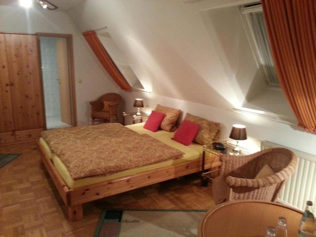 Gasthof Altes Farmhaus Und Apartment Линен Номер фото
