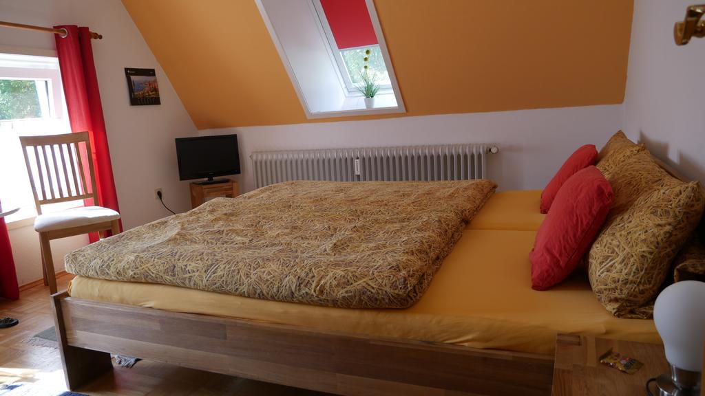 Gasthof Altes Farmhaus Und Apartment Линен Экстерьер фото