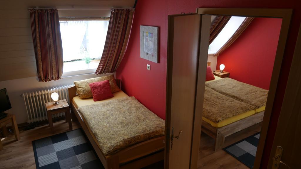 Gasthof Altes Farmhaus Und Apartment Линен Экстерьер фото
