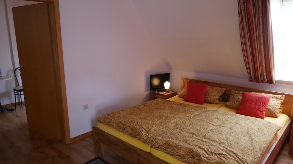 Gasthof Altes Farmhaus Und Apartment Линен Экстерьер фото